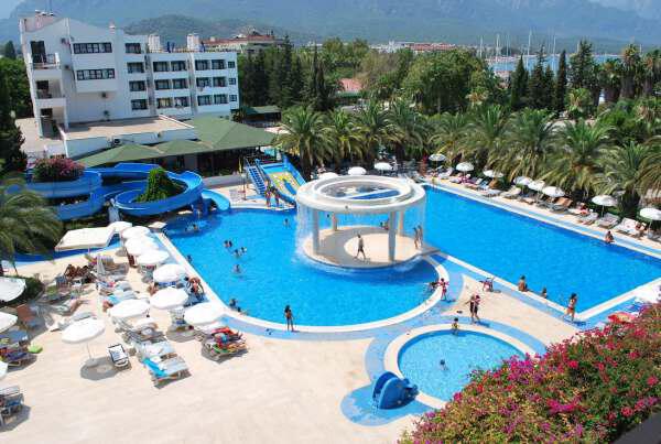 1e - 2 beautiful Kemer Turkey hotels for summer vacation