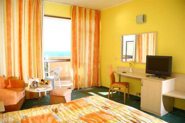 the best hotels in the bulgarian resort of golden sands 7 - The best hotels in the Bulgarian resort of Golden Sands